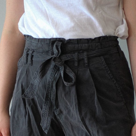 Cropped high-waist pants - Picture 1 of 3
